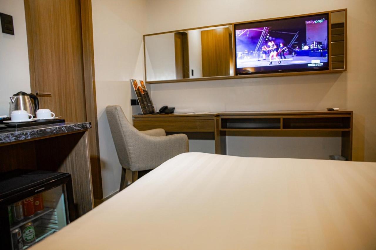 El Vistra Hotel آنغلوس المظهر الخارجي الصورة